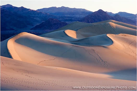Royalty Free Stock Photo: Dunes at Stovepipe Wells