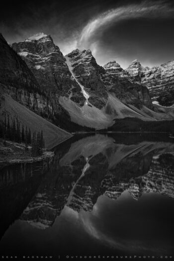 Endeavor Stock Image, Moraine Lake, Canada Endeavor Stock Image, Moraine Lake, Canada