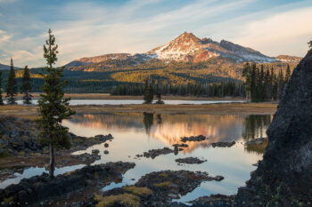 sparks lake stock image, cascade mountains, central oregon sparks lake stock image, cascade mountains, central oregon
